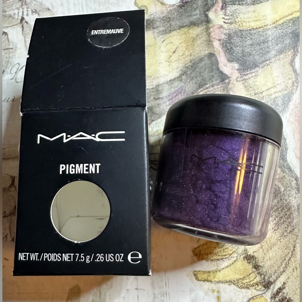 MAC COSMETICS BNIB ENTREMAUVE PIGMENT Purple EYES NEW VERY RARE IN BOX 7.5